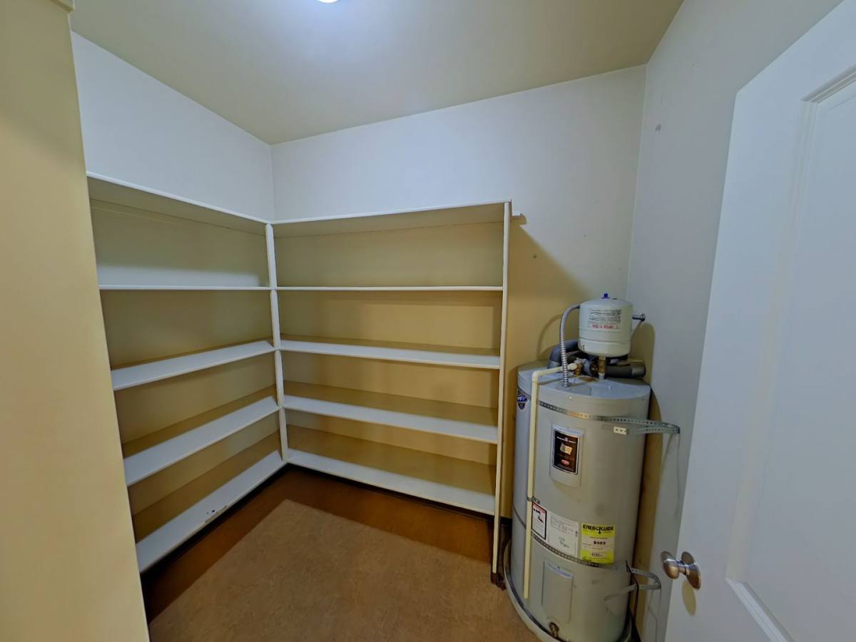 Apartment for rent at 362 E 12th Ave, Eugene, OR 97401