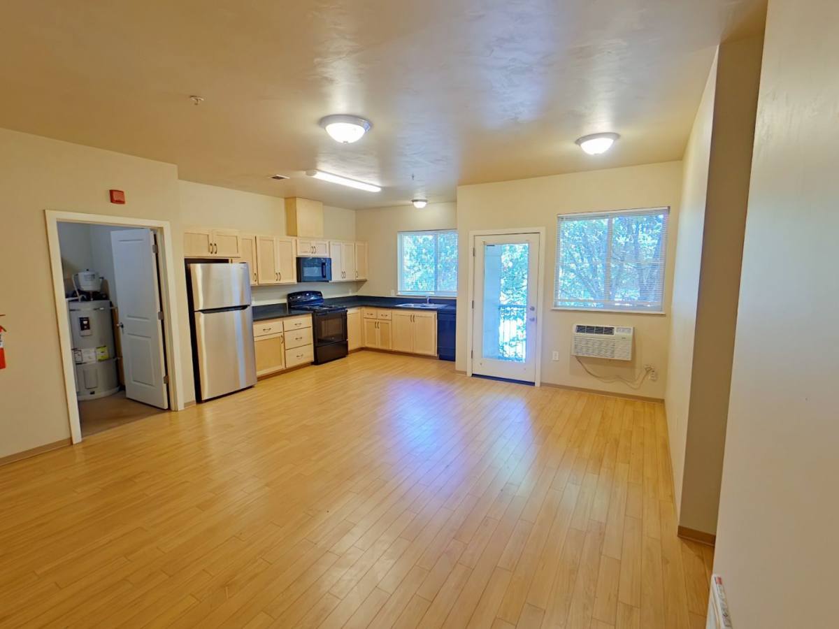 Apartment for rent at 362 E 12th Ave, Eugene, OR 97401