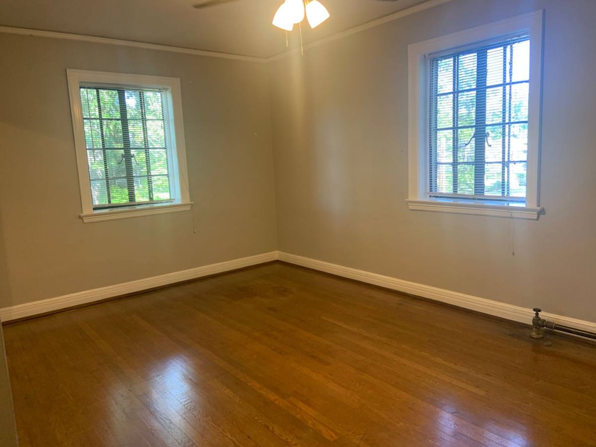 Apartment for rent at 203 S Tate St, Greensboro, NC 27403