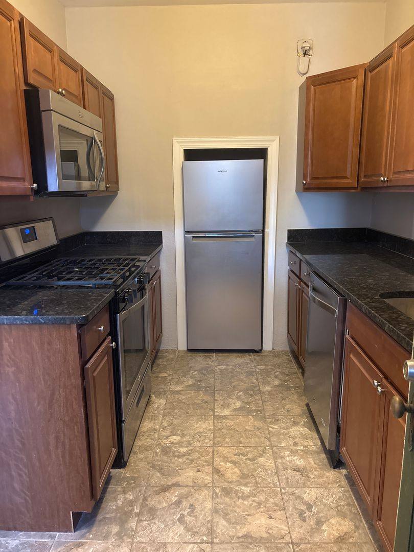 Apartment for rent at 203 S Tate St, Greensboro, NC 27403