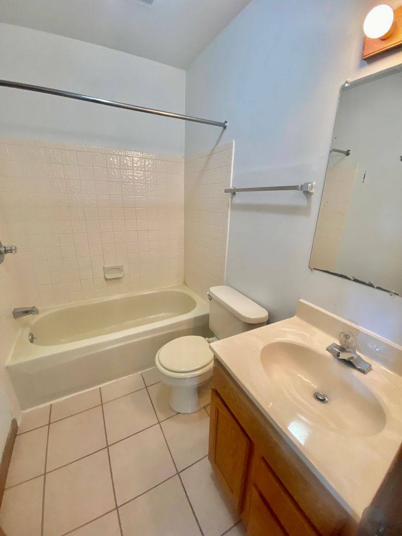Apartment for rent at 512 W Cross St, Ypsilanti, MI 48197