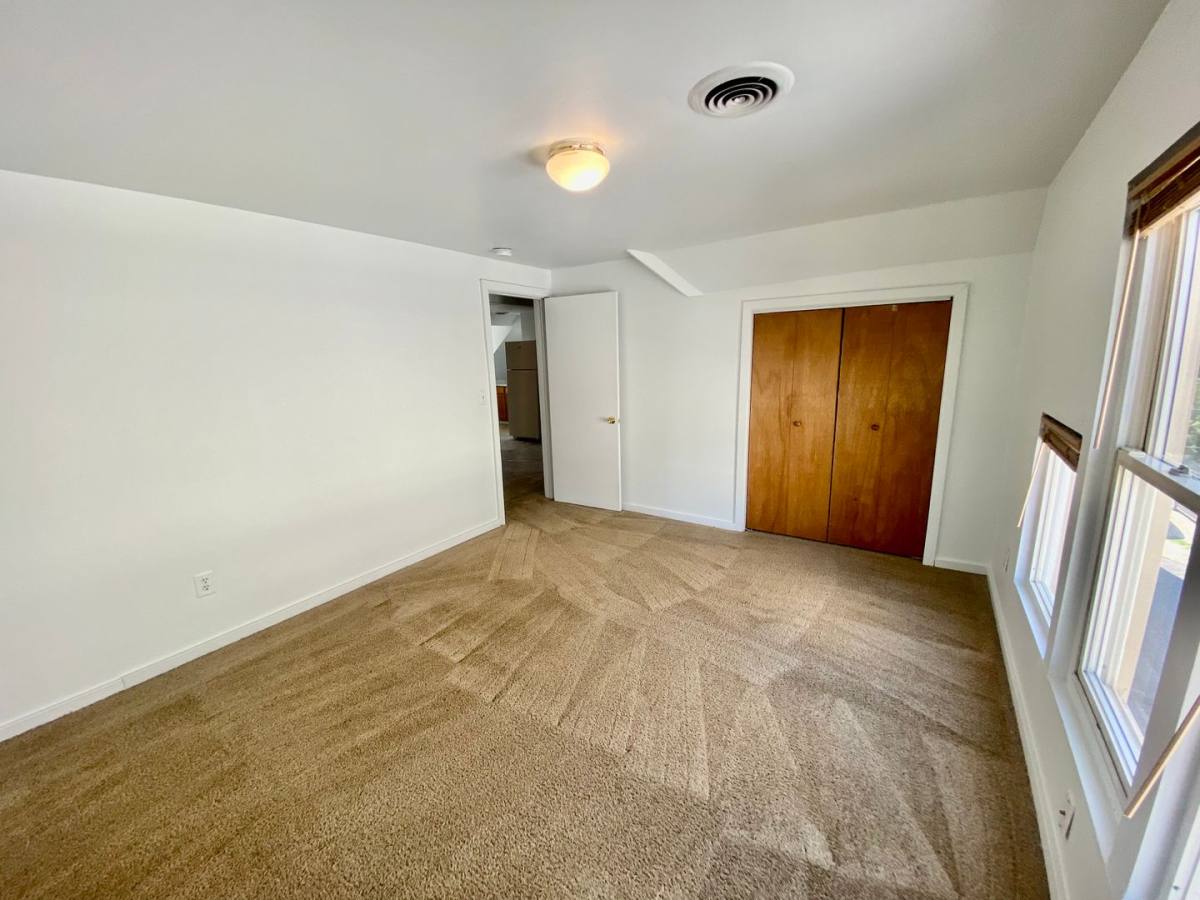 Apartment for rent at 603 W Cross St, Ypsilanti, MI 48197