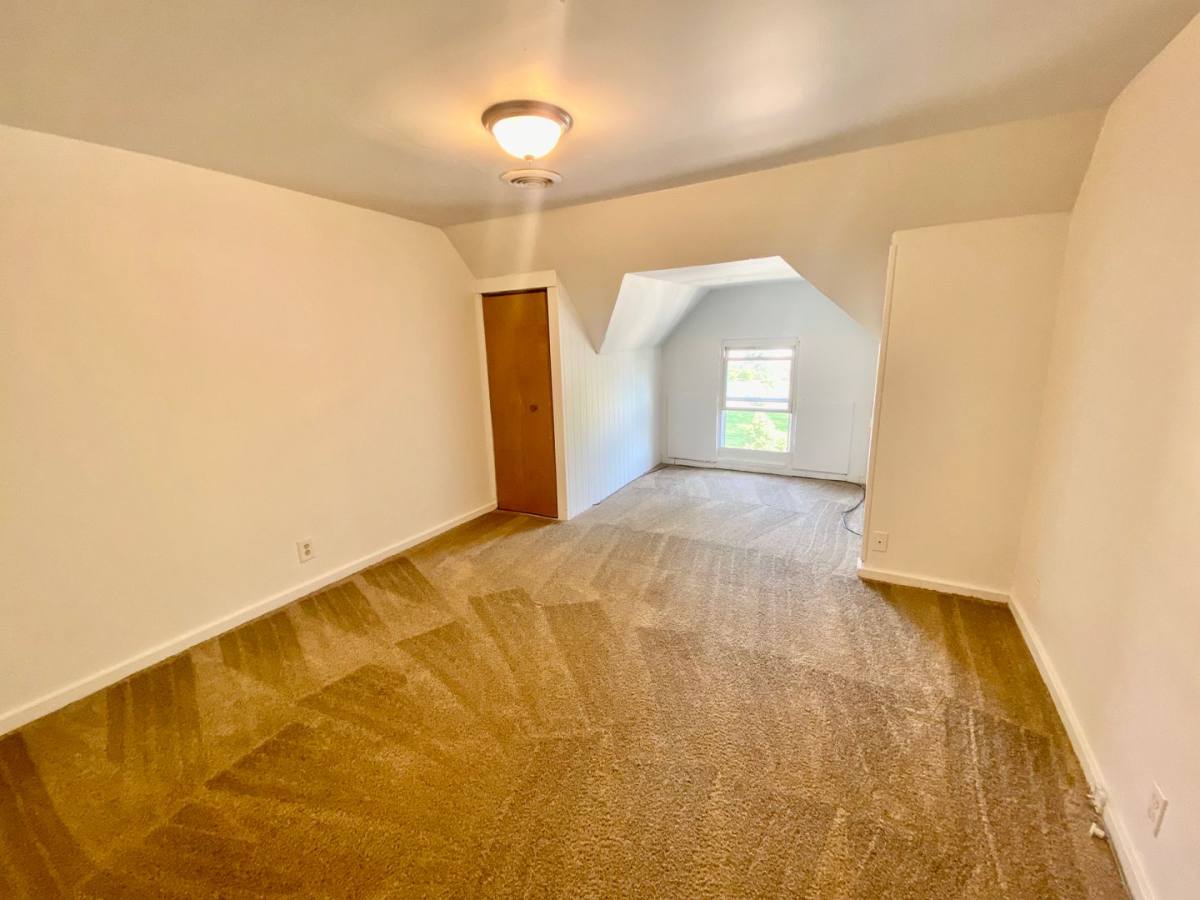 Apartment for rent at 603 W Cross St, Ypsilanti, MI 48197