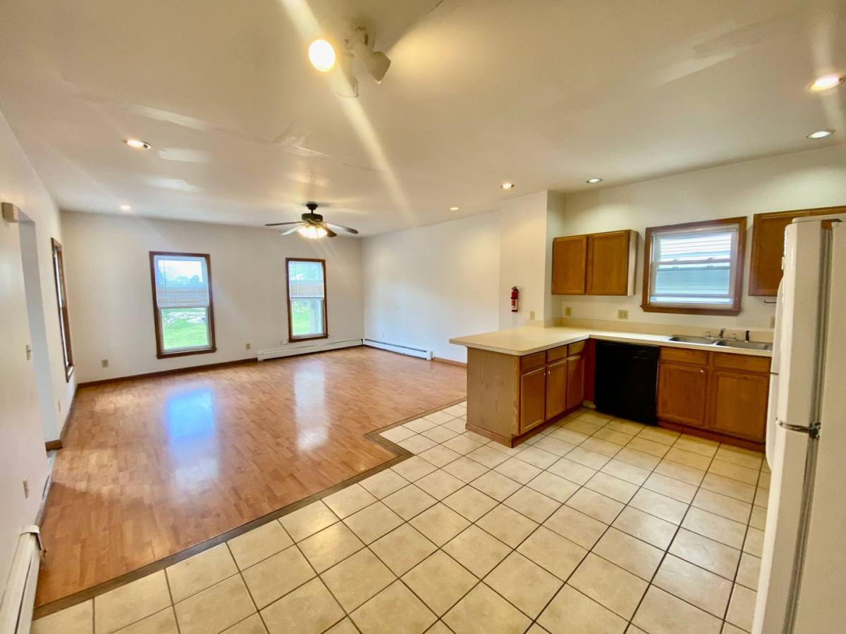 Apartment for rent at 605 W Cross St, Ypsilanti, MI 48197