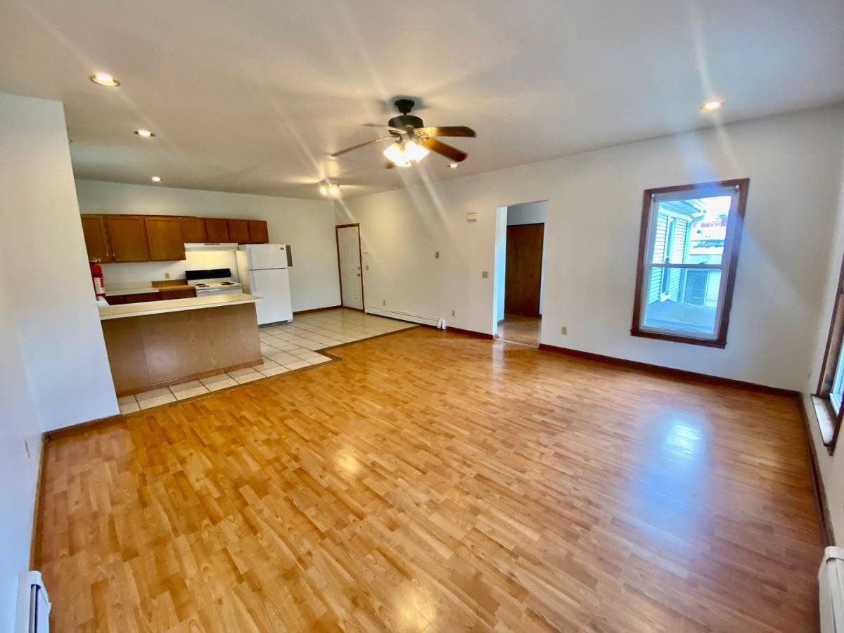 Apartment for rent at 605 W Cross St, Ypsilanti, MI 48197