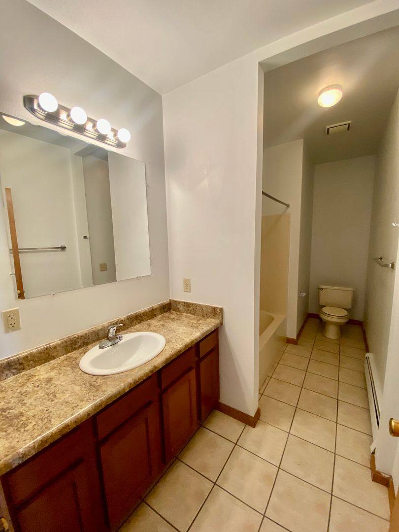 Apartment for rent at 605 W Cross St, Ypsilanti, MI 48197