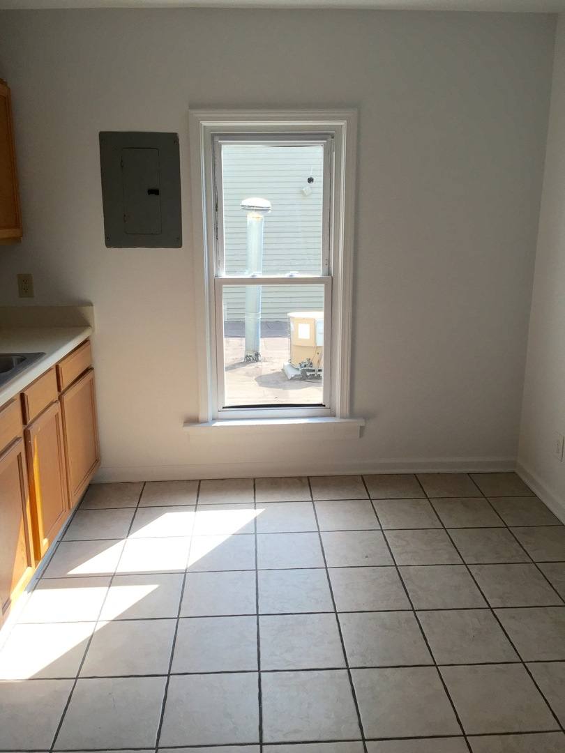 Apartment for rent at 400 Perrin St, Ypsilanti, MI 48197