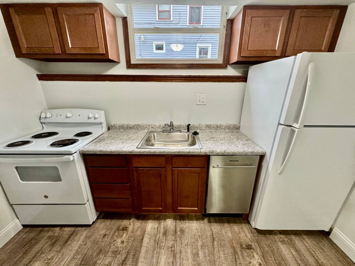 Apartment for rent at 604 Pearl St, Ypsilanti, MI 48197