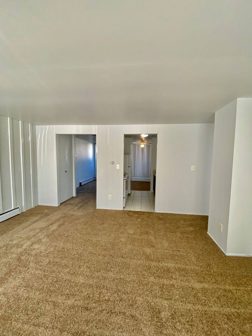 Apartment for rent at 913 Washtenaw Ave, Ypsilanti, MI 48197