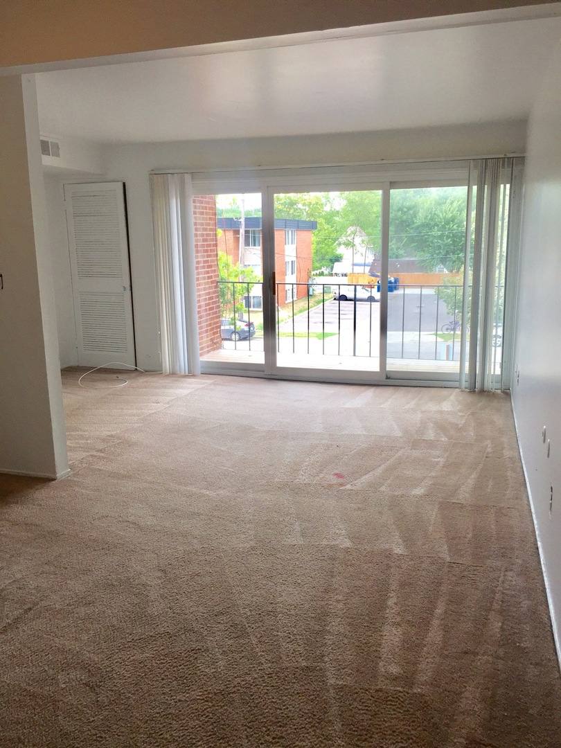Apartment for rent at 334 Jarvis, Ypsilanti, MI 48197