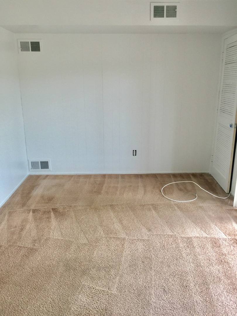 Apartment for rent at 334 Jarvis, Ypsilanti, MI 48197