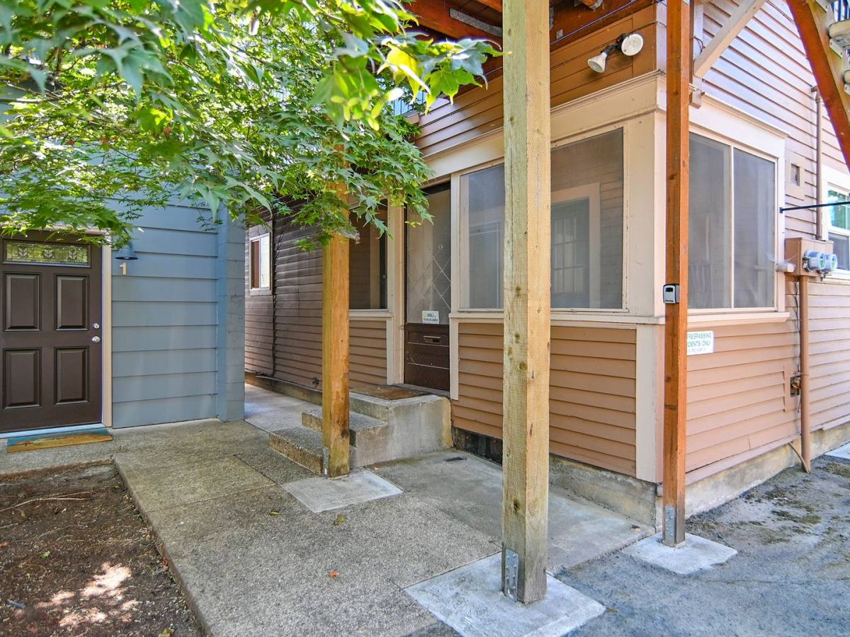 Apartment for rent at 1437 High St, Eugene, OR 97401