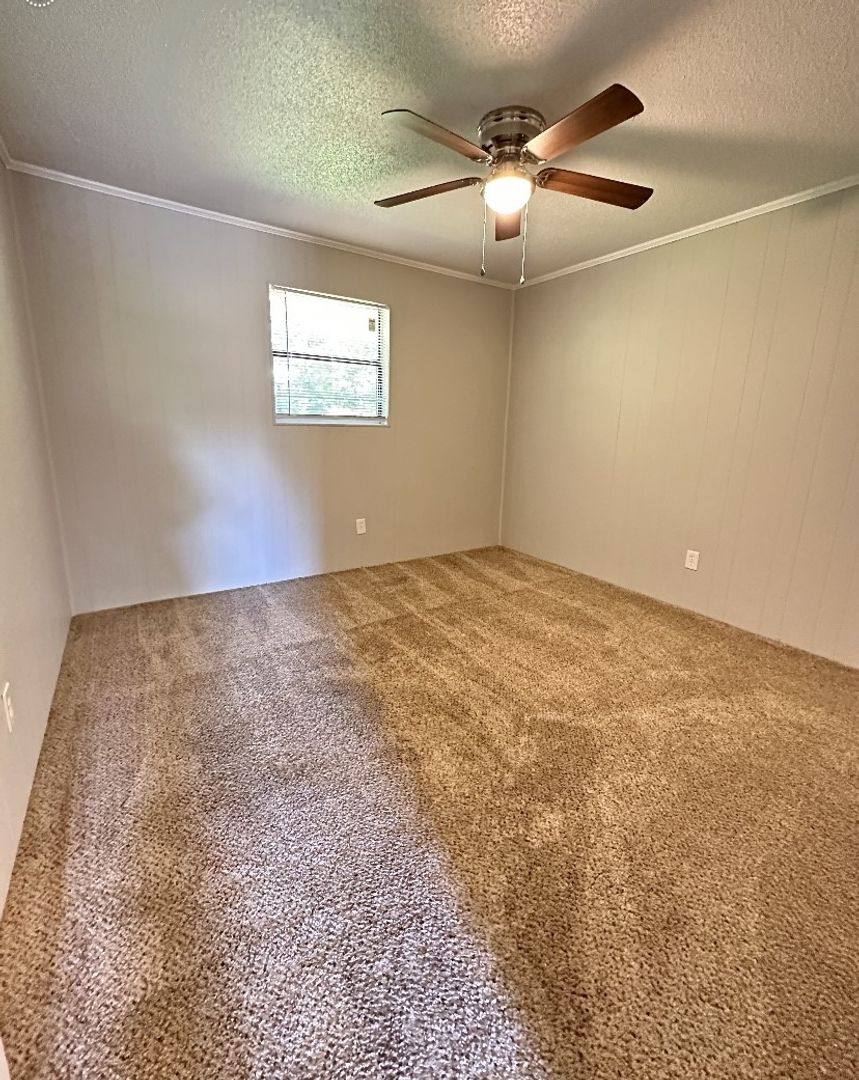 Apartment for rent at 100 W Meadows Dr, Winston Salem, NC 27103