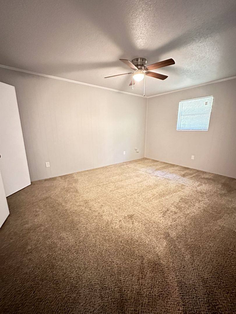 Apartment for rent at 100 W Meadows Dr, Winston Salem, NC 27103
