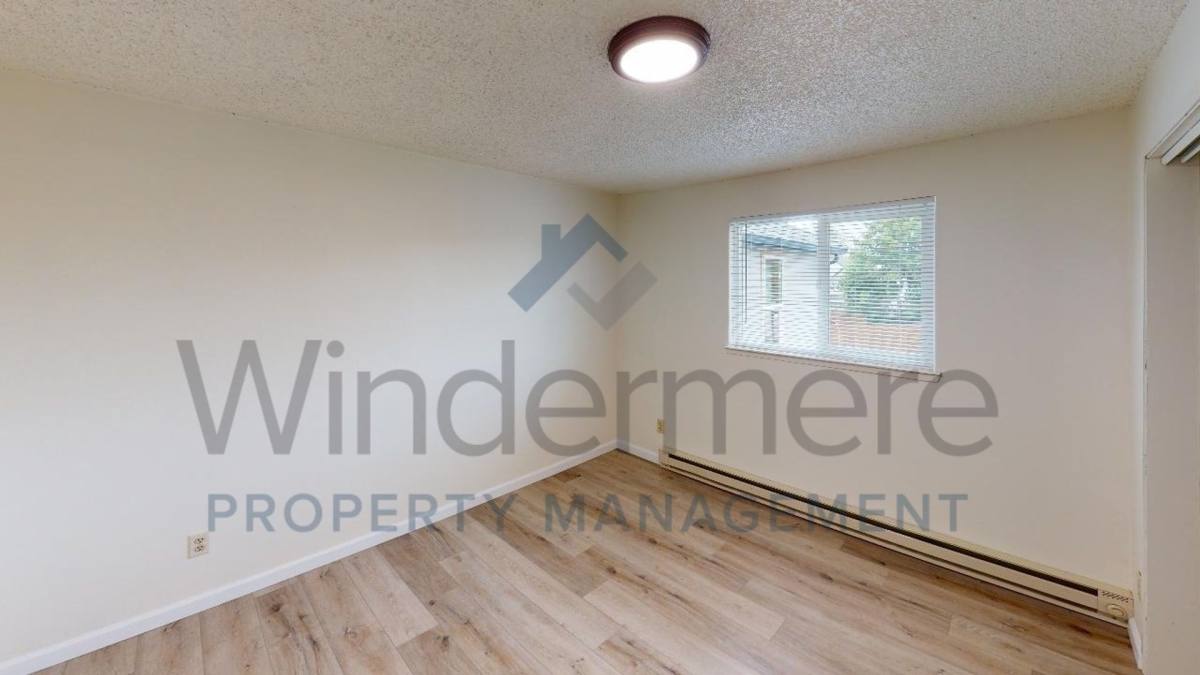 Apartment for rent at 925 S College Ave, College Place, WA 99324