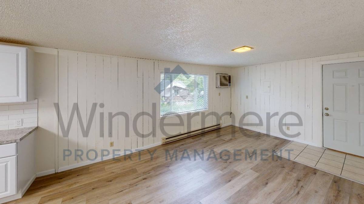 Apartment for rent at 925 S College Ave, College Place, WA 99324