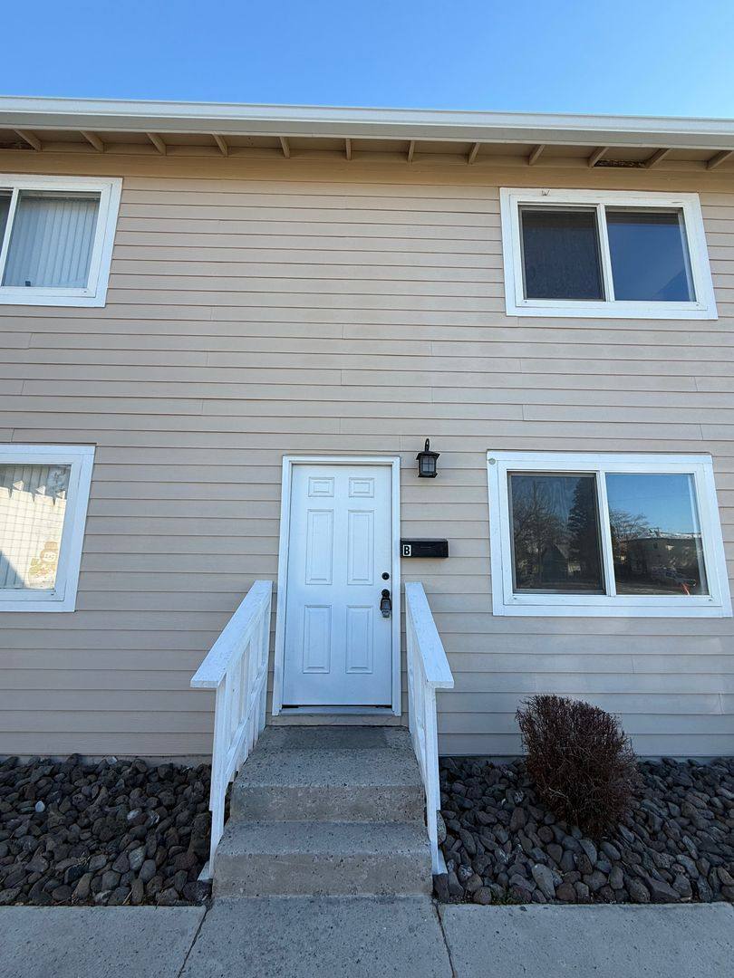Apartment for rent at 306 16th St, Sparks, NV 89431