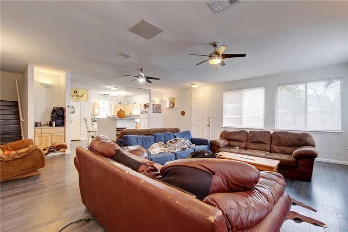 Townhouse for rent at 509 Elmwood Place #B, Austin, TX 78705