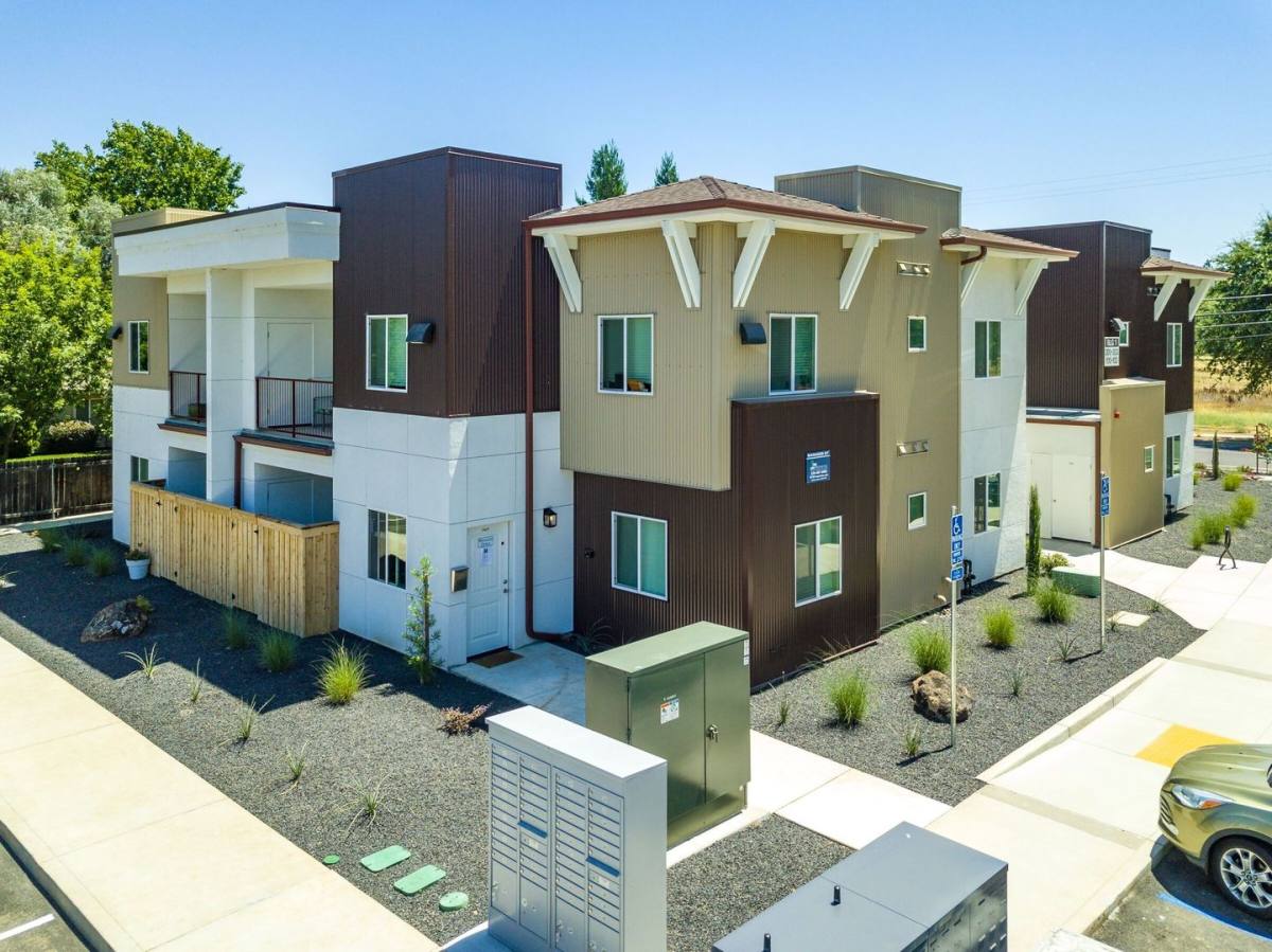 Apartment for rent at 2160 Humboldt Rd, Chico, CA 95928