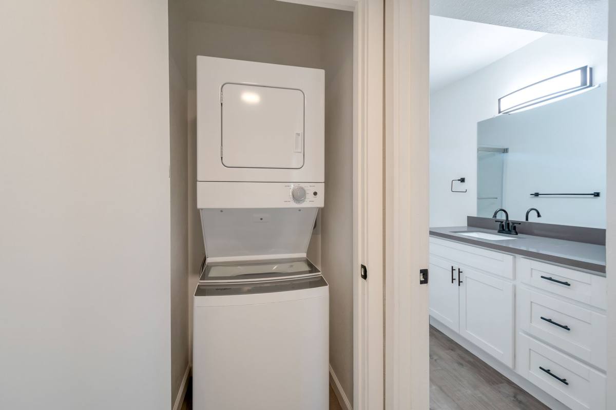 Apartment for rent at 515 E Dunbar Dr, Tempe, AZ 85282