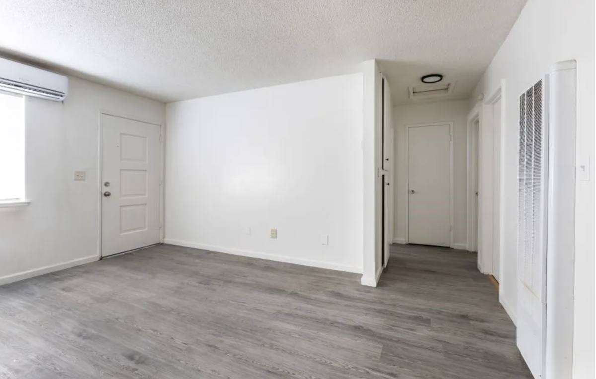 Apartment for rent at 420 S Real Rd, Bakersfield, CA 93304