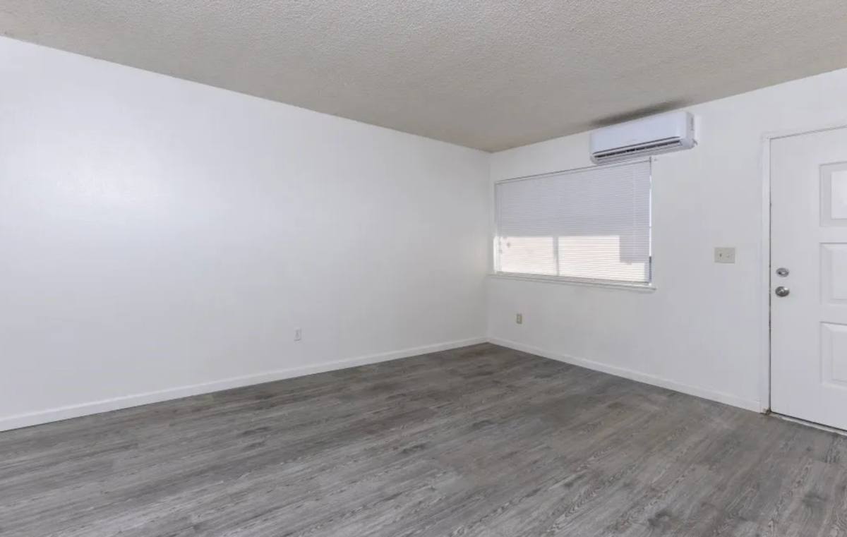 Apartment for rent at 420 S Real Rd, Bakersfield, CA 93304