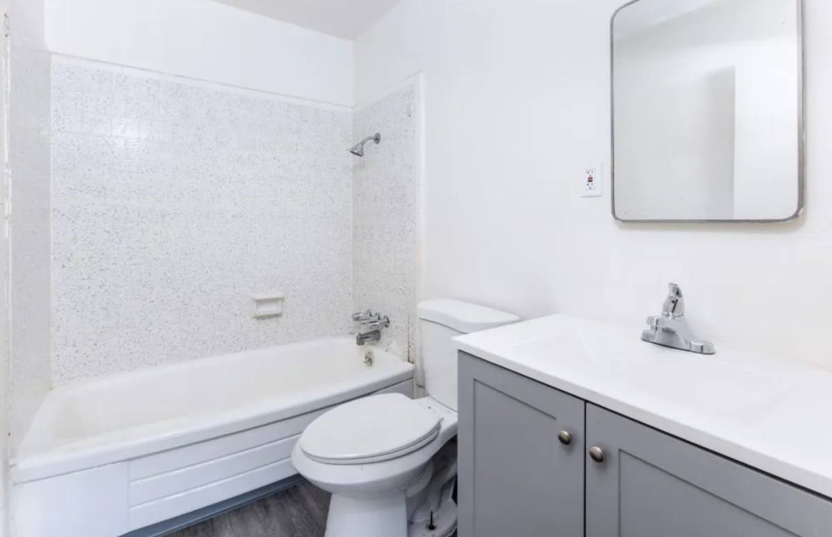 Apartment for rent at 420 S Real Rd, Bakersfield, CA 93304