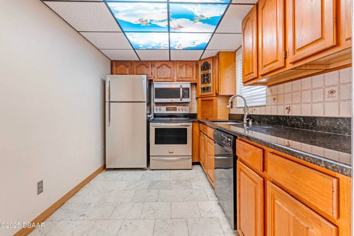 House for rent at 100 Silver Beach Ave, Daytona Beach, FL 32118