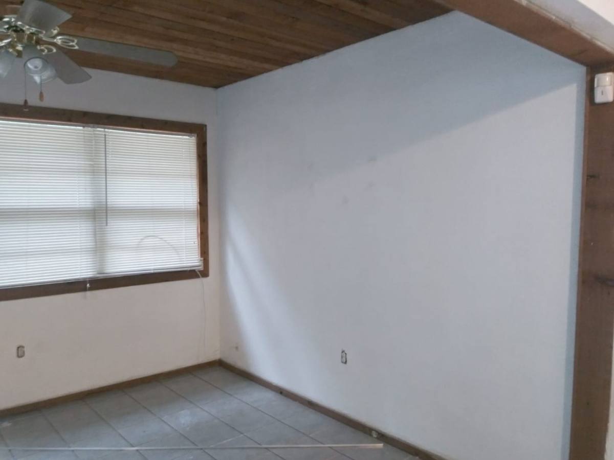 House for rent at 830 65th Ave S, Saint Petersburg, FL 33705