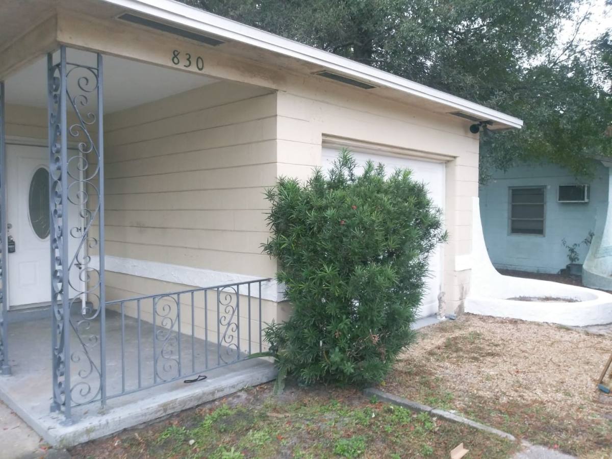 House for rent at 830 65th Ave S, Saint Petersburg, FL 33705
