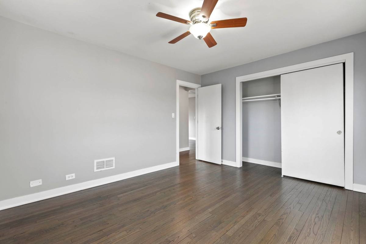 Apartment for rent at 722 - 731 Linden & Walnut, Waukegan, IL 60085