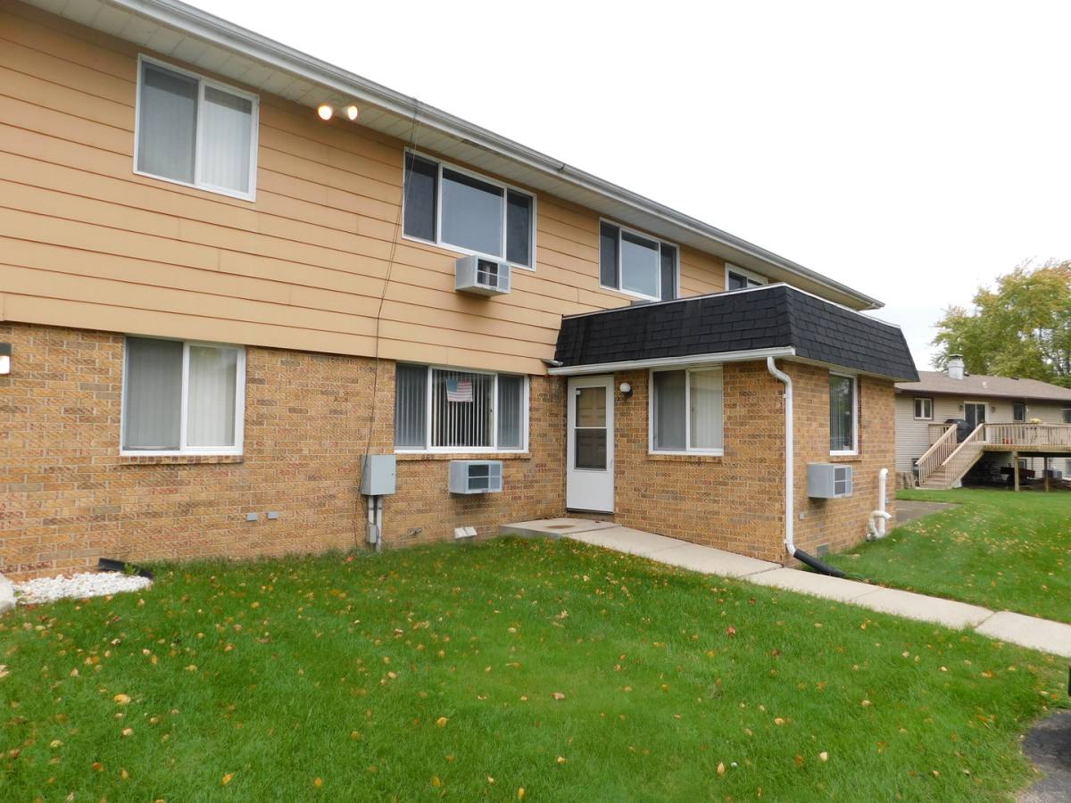 Apartment for rent at 315 Polk St, Fond Du Lac, WI 54937