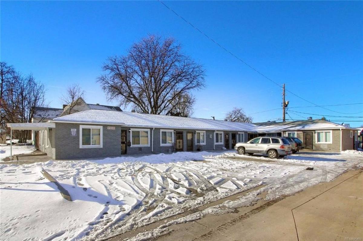 Apartment for rent at 1467 Joliet St, Aurora, CO 80010