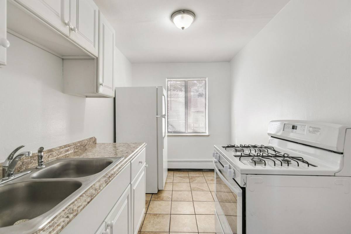 Apartment for rent at 1467 Joliet St, Aurora, CO 80010