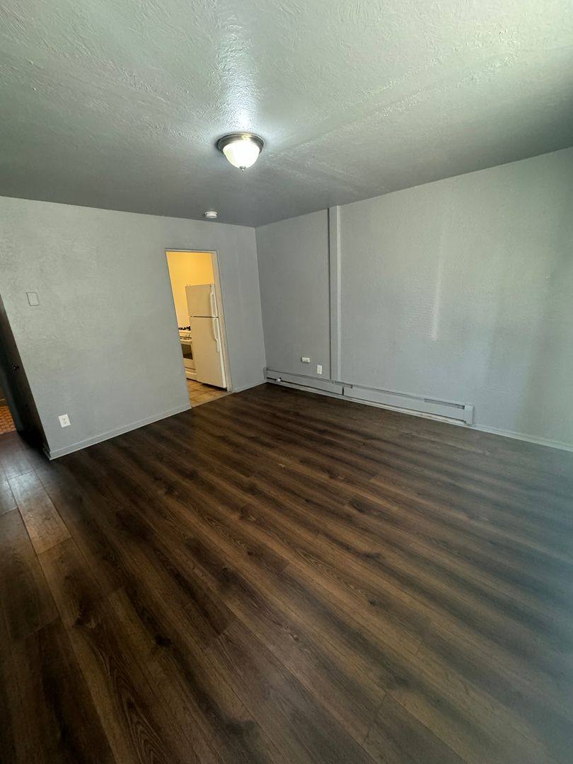 Apartment for rent at 1467 Joliet St, Aurora, CO 80010