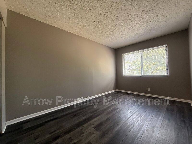 Apartment for rent at 1215 E St #1, Lincoln, NE 68508