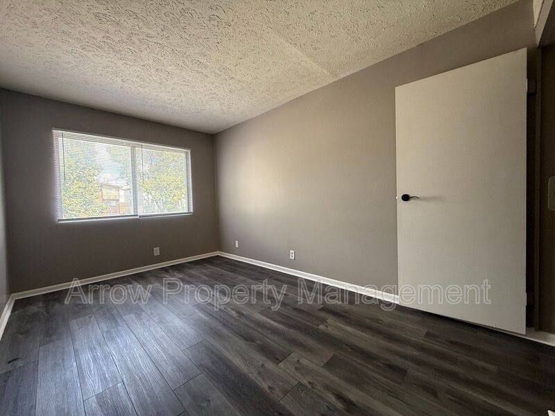 Apartment for rent at 1215 E St #1, Lincoln, NE 68508