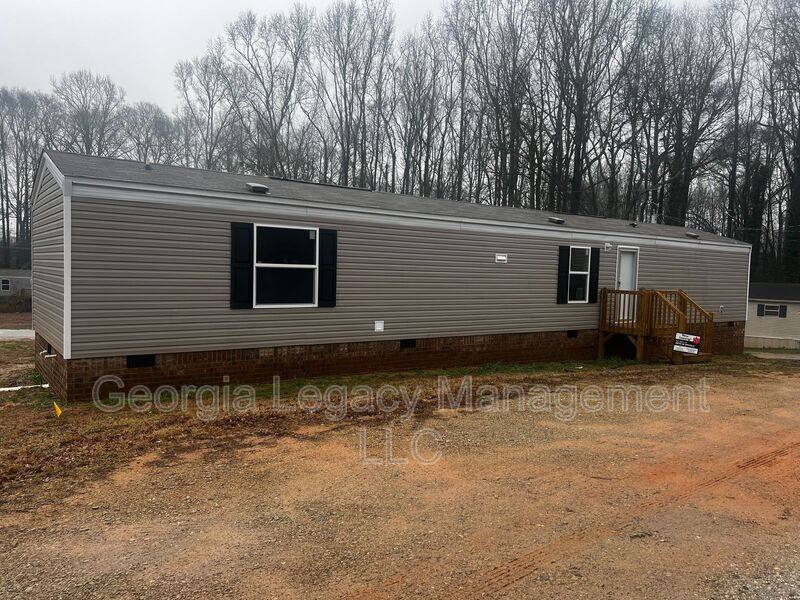 House for rent at 57 Shady Circle, Royston, GA 30662