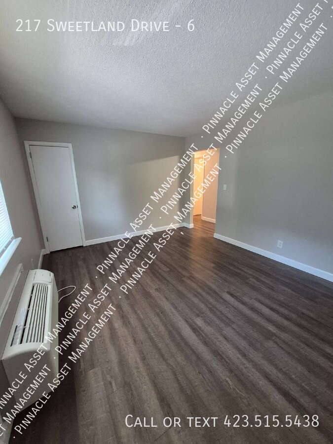 Apartment for rent at 217 Sweetland Dr #6, Chattanooga, TN 37415