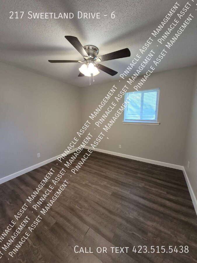 Apartment for rent at 217 Sweetland Dr #6, Chattanooga, TN 37415