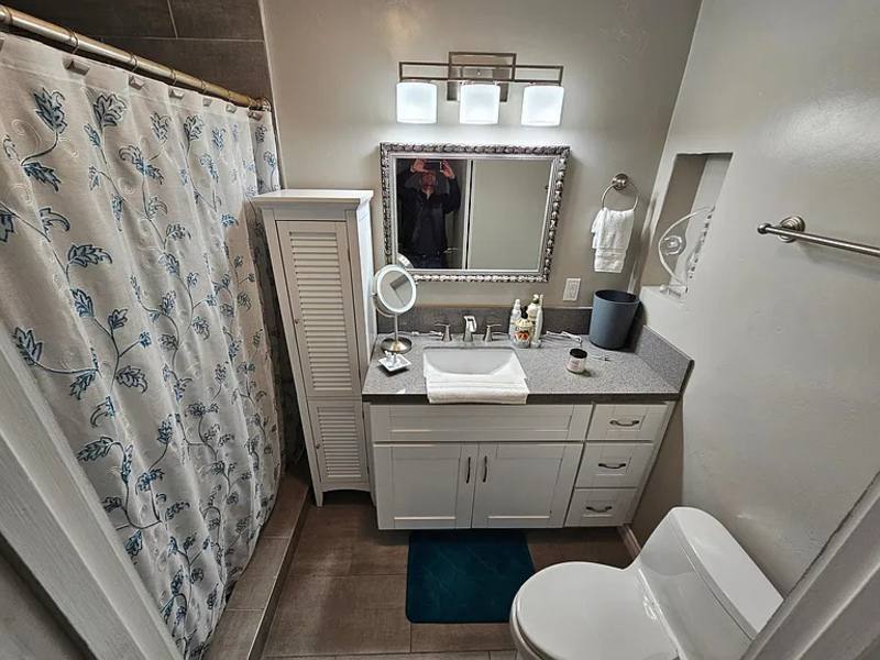 Condo for rent at 2622 Torrey Pines Rd #F12, La Jolla, CA 92037