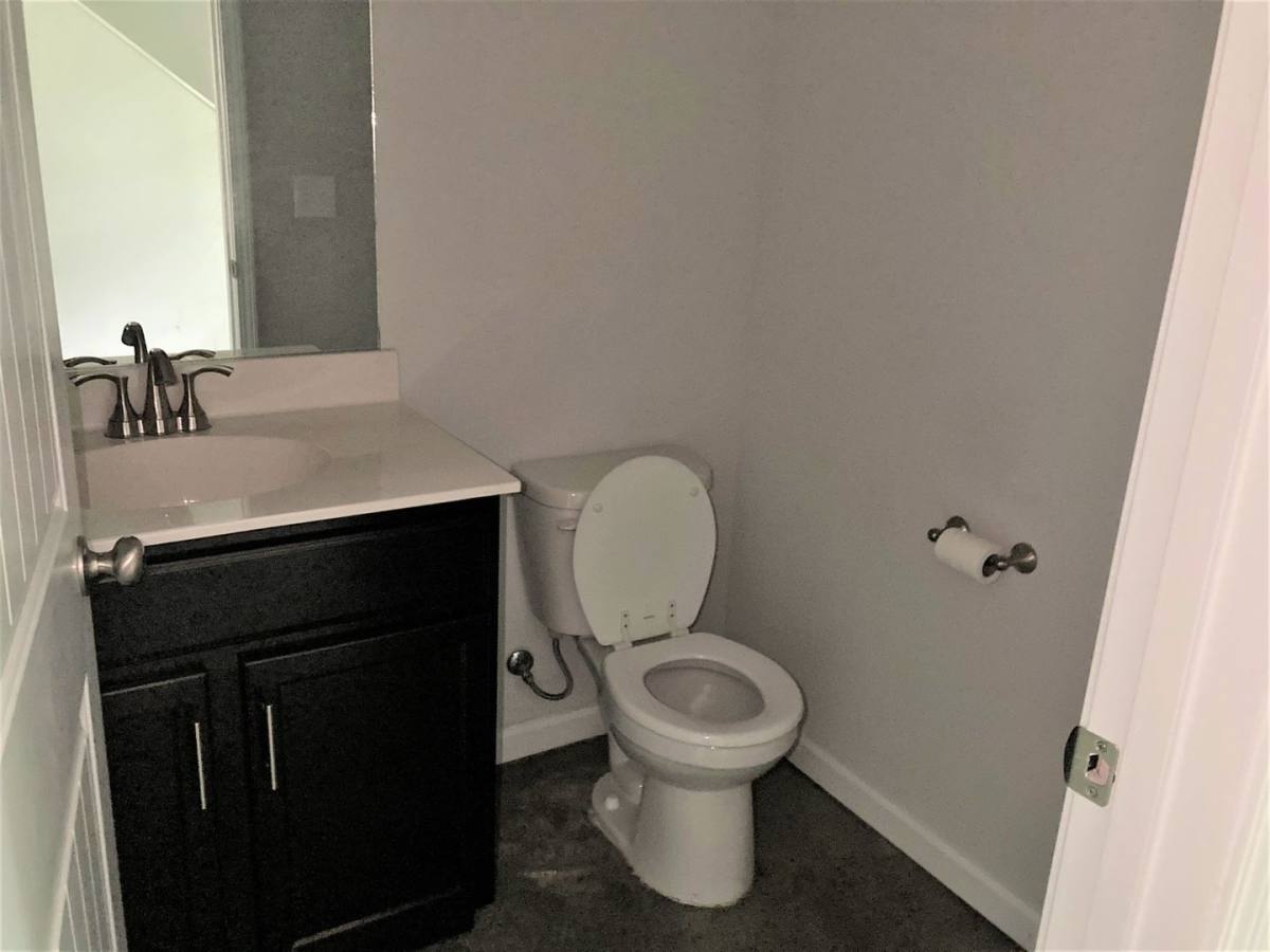 Apartment for rent at 767 Monroe St, Clarksville, TN 37040