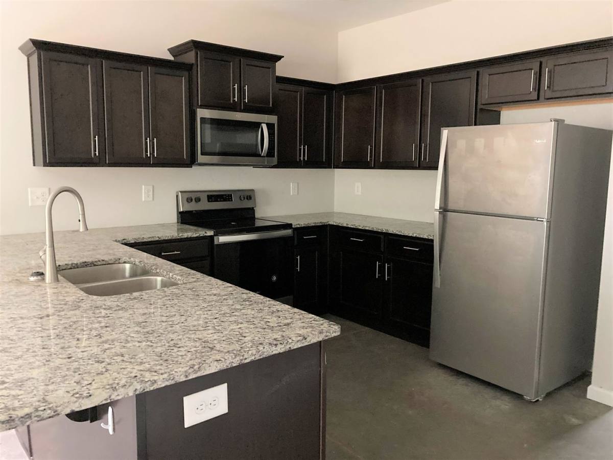 Apartment for rent at 767 Monroe St, Clarksville, TN 37040