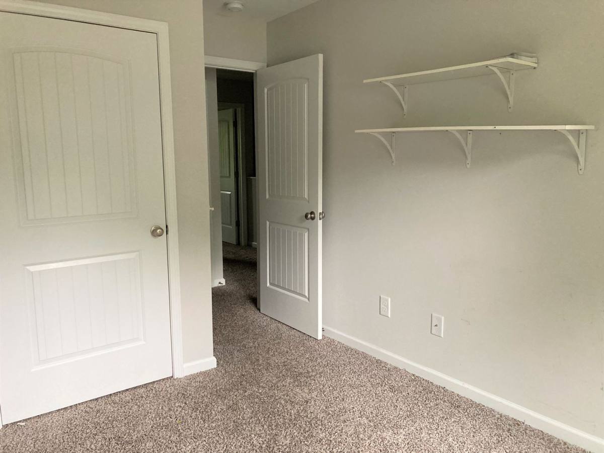 Apartment for rent at 767 Monroe St, Clarksville, TN 37040