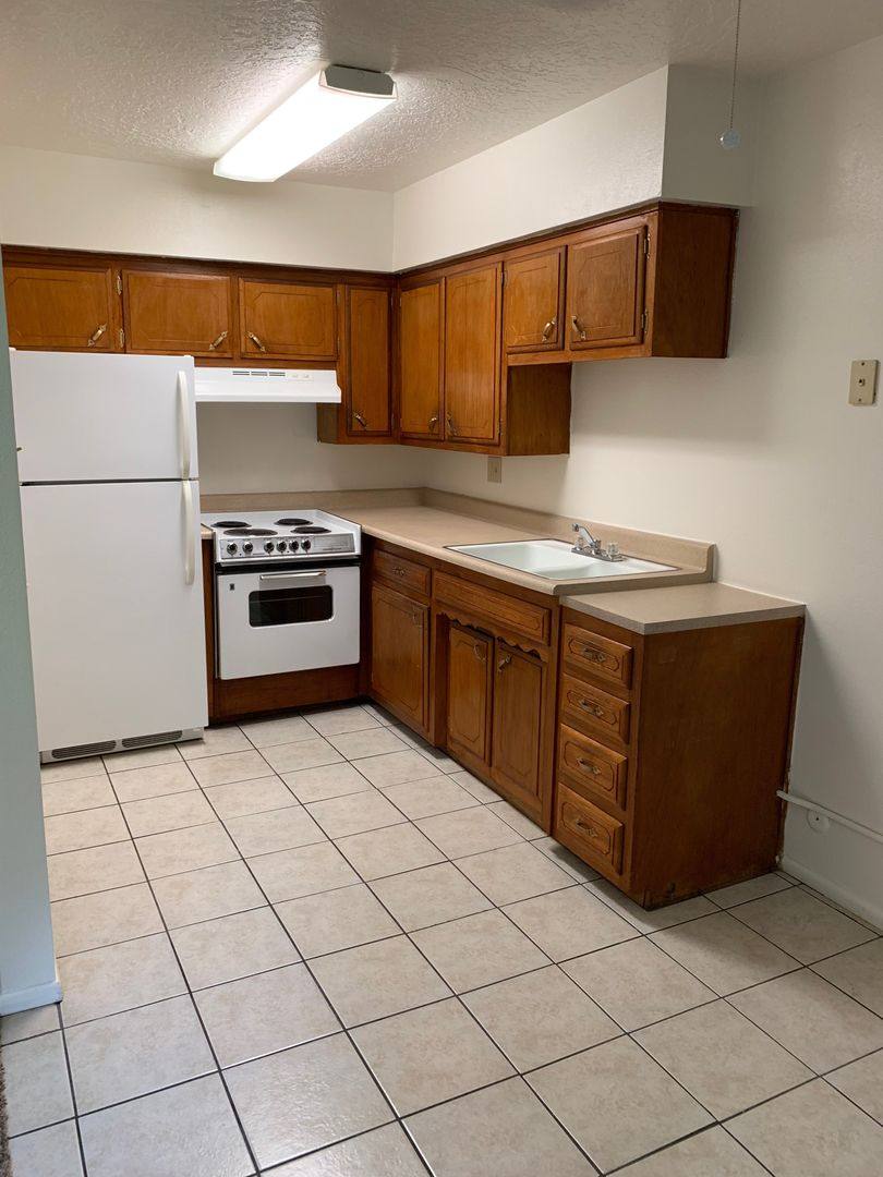 Apartment for rent at 1400 Virginia St NE, Albuquerque, NM 87110