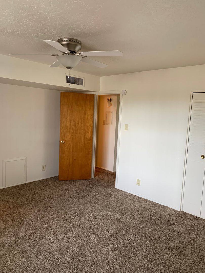 Apartment for rent at 1400 Virginia St NE, Albuquerque, NM 87110