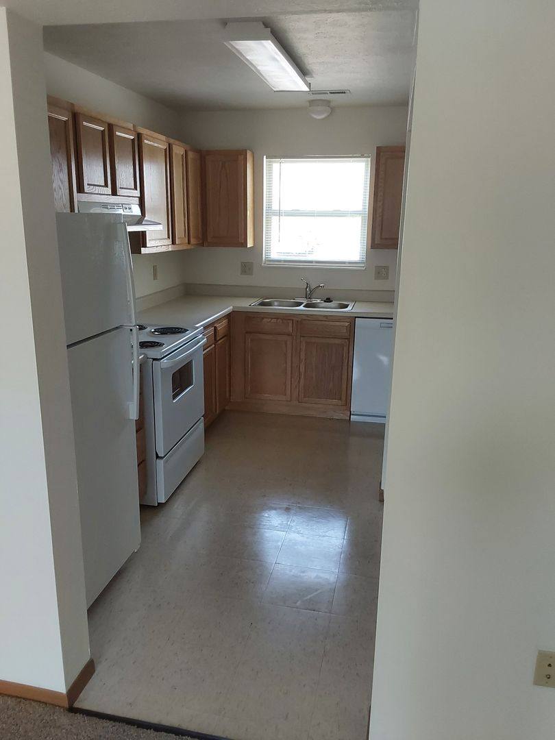 Townhouse for rent at 119 Cerise Lane, Wheeling, WV 26003