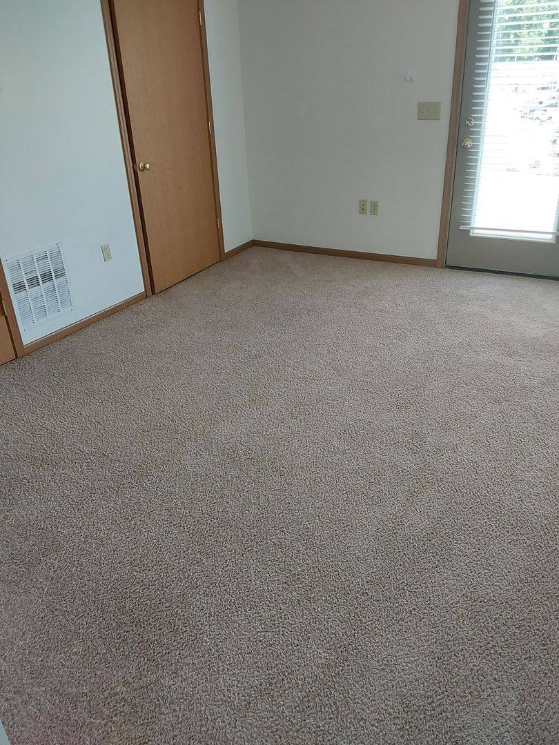 Townhouse for rent at 119 Cerise Lane, Wheeling, WV 26003