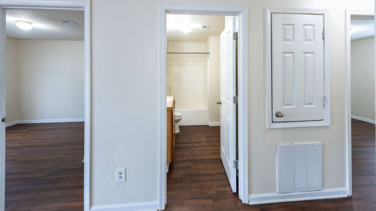 Townhouse for rent at 275 W Hills Dr, Hattiesburg, MS 39402
