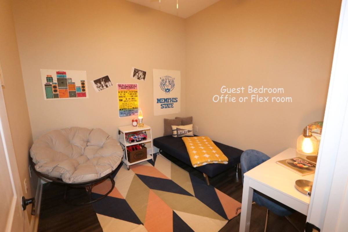 Apartment for rent at 1655 Madison Ave, Memphis, TN 38104
